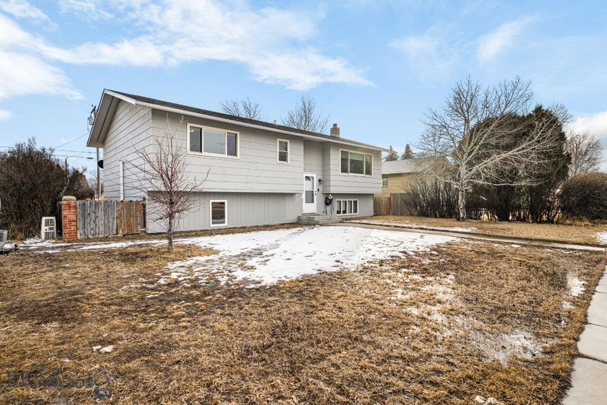 This exceptional property, ideally situated next to Stodden Park, offers an impressive 2,364 square feet of living space, featuring five spacious bedrooms—three located upstairs, including a primary suite with an ensuite bathroom, and two additional bedrooms on the lower level. Designed with growth in mind, the open concept layout seamlessly integrates the kitchen, dining room, and living room, providing an inviting atmosphere for both daily living and entertaining. Additionally, the home boasts a separate family room downstairs, enhancing its versatility. Outdoor enthusiasts will appreciate the two-tier deck and a well-appointed patio, perfect for summer relaxation or cozy bonfires. Opportunities to secure a home of this caliber are rare; I encourage you to schedule a showing before this remarkable property is off the market!