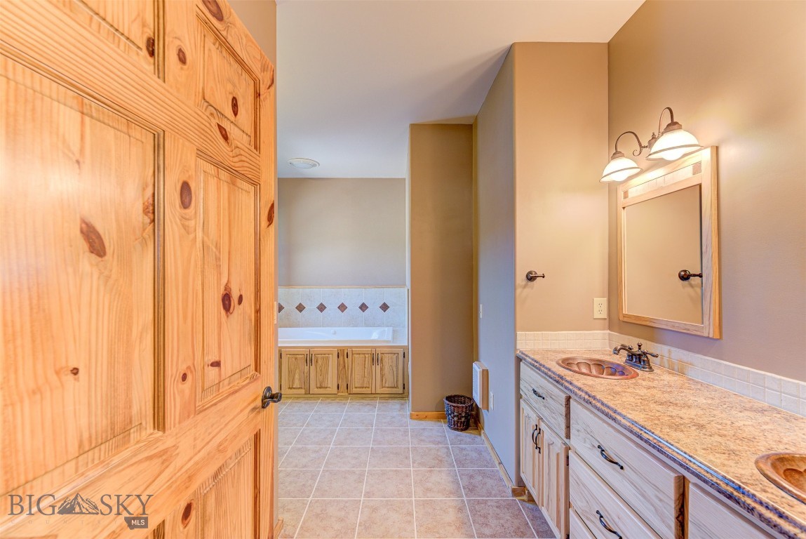 Helena, Montana 59602, United States, 4 Bedrooms Bedrooms, ,3 BathroomsBathrooms,Residential,Contingent,48166