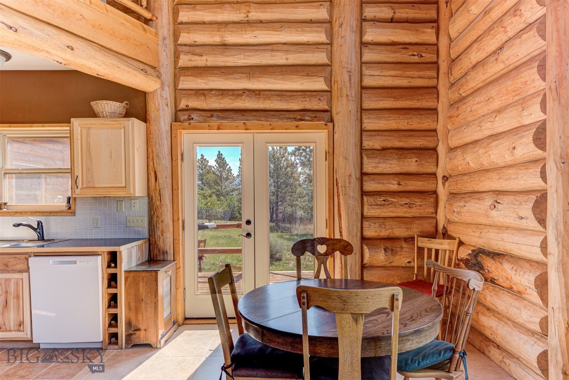 Helena, Montana 59602, United States, 4 Bedrooms Bedrooms, ,3 BathroomsBathrooms,Residential,Contingent,48166