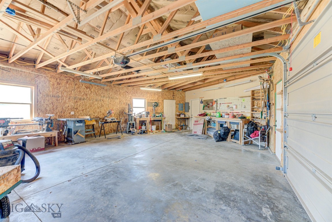 Helena, Montana 59602, United States, 4 Bedrooms Bedrooms, ,3 BathroomsBathrooms,Residential,Contingent,48166