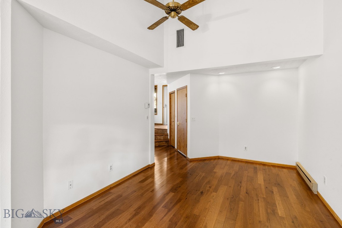 Aspen Grv Condo - Residential