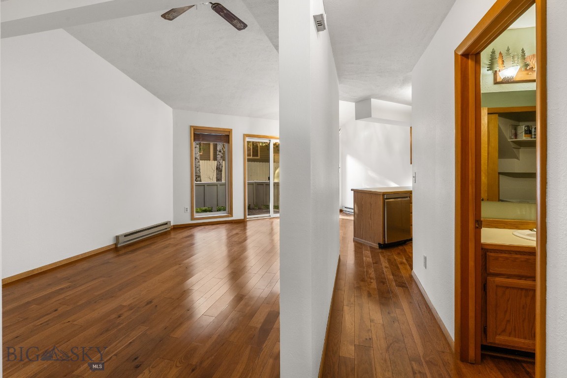 Aspen Grv Condo - Residential