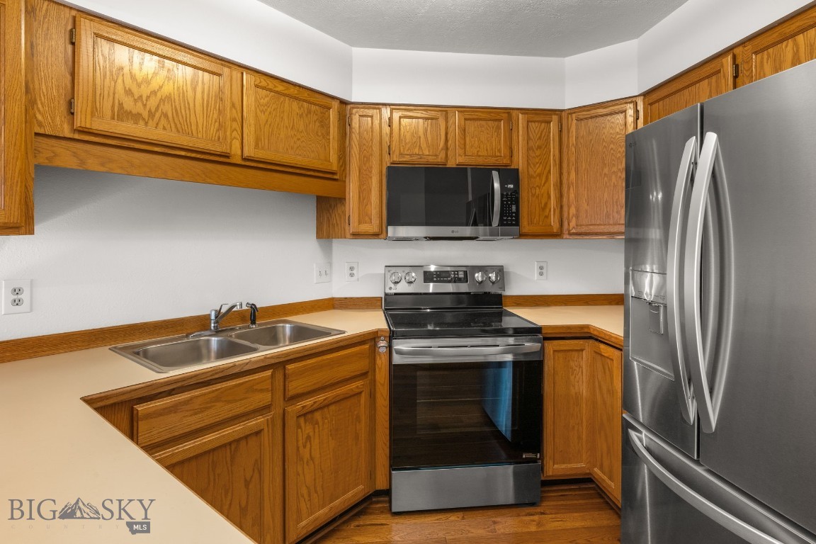 Aspen Grv Condo - Residential