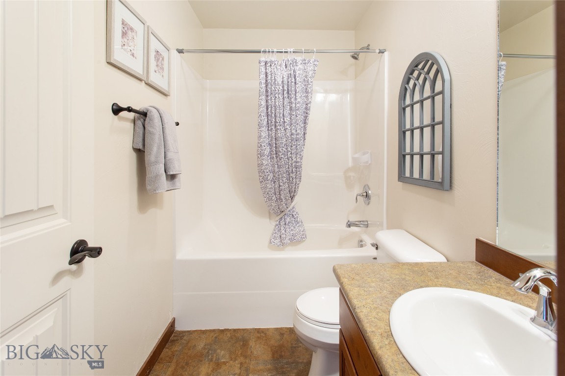 Butte, Montana 59701, United States, 5 Bedrooms Bedrooms, ,3 BathroomsBathrooms,Residential,Active,135374