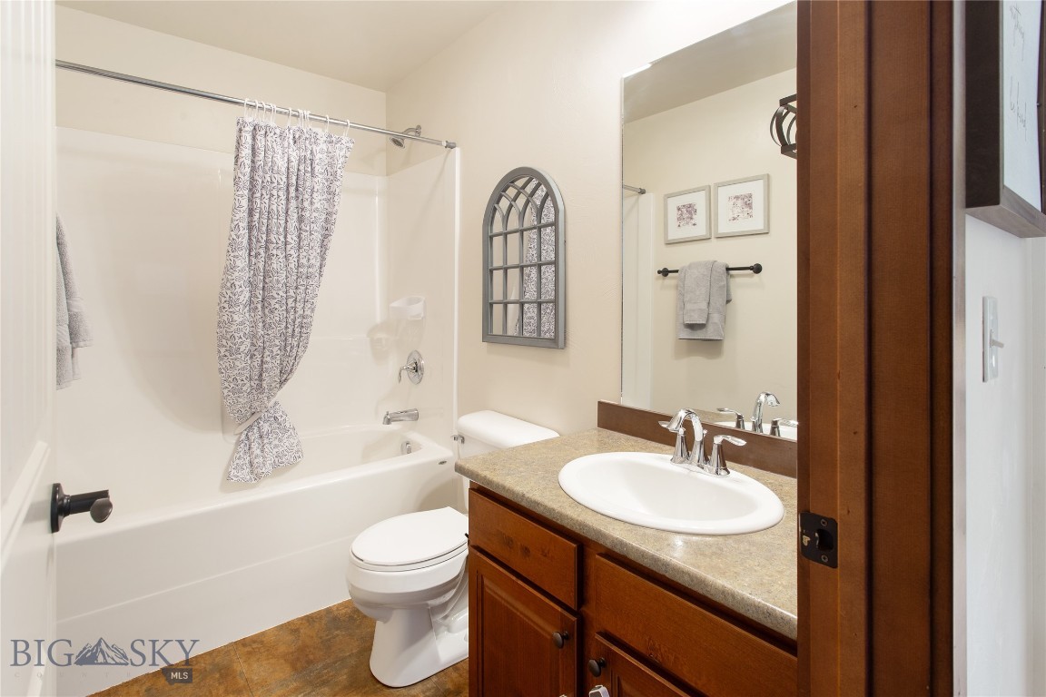 Butte, Montana 59701, United States, 5 Bedrooms Bedrooms, ,3 BathroomsBathrooms,Residential,Active,135374