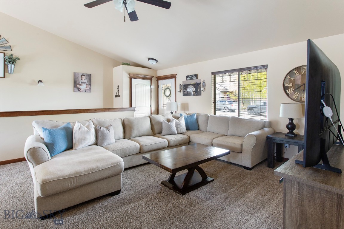 Butte, Montana 59701, United States, 5 Bedrooms Bedrooms, ,3 BathroomsBathrooms,Residential,Active,135374