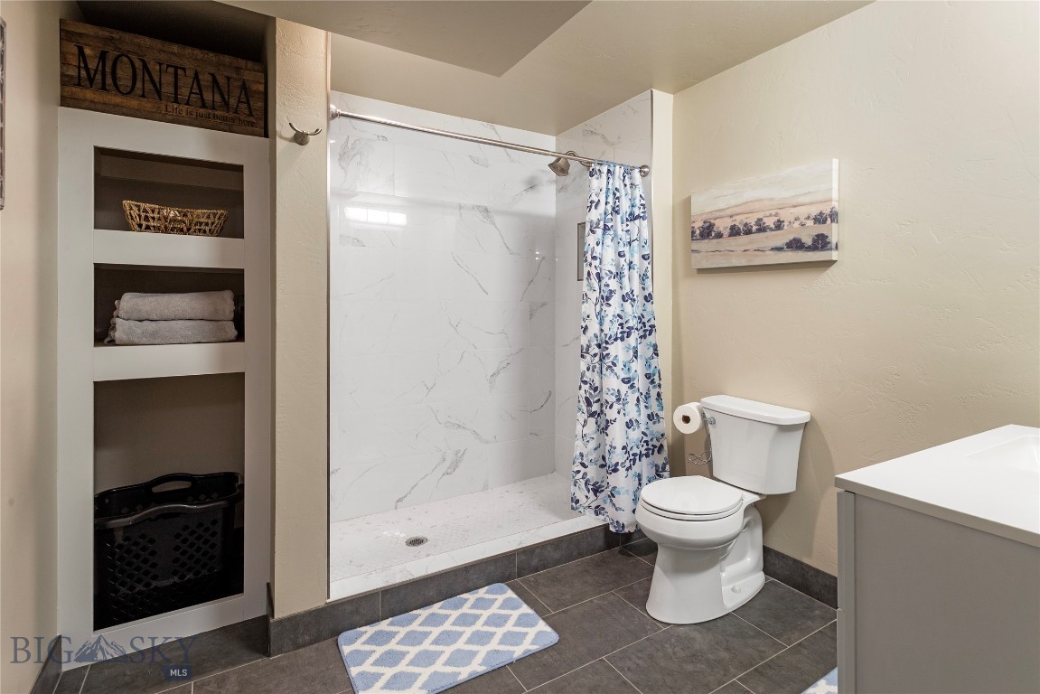 Butte, Montana 59701, United States, 5 Bedrooms Bedrooms, ,3 BathroomsBathrooms,Residential,Active,135374