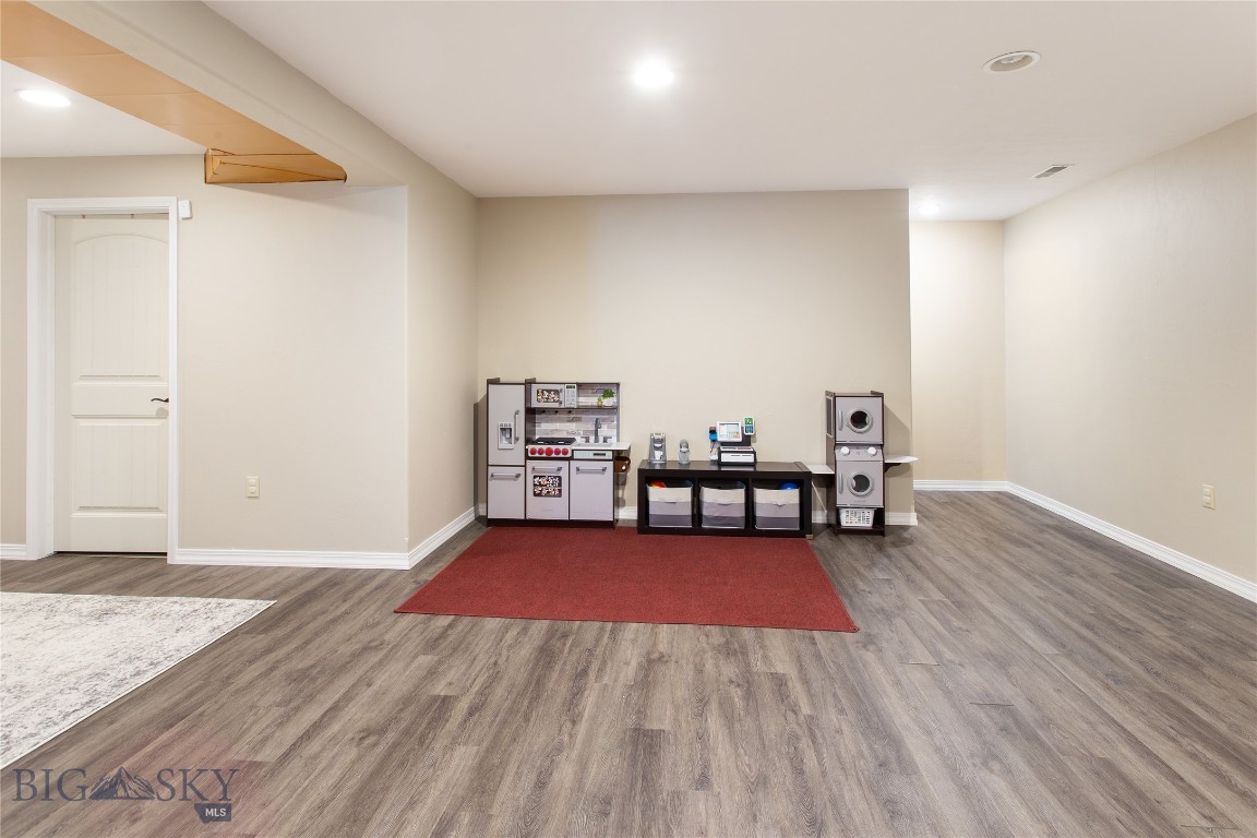 Butte, Montana 59701, United States, 5 Bedrooms Bedrooms, ,3 BathroomsBathrooms,Residential,Active,135374