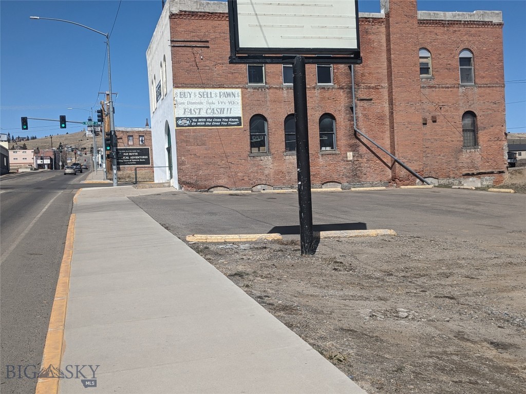 Kings 1 and 2 Old - Land