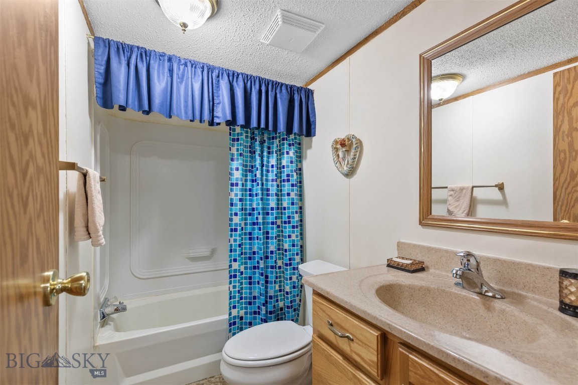 Belgrade, Montana 59714, United States, 3 Bedrooms Bedrooms, ,2 BathroomsBathrooms,Residential,Pending,176394