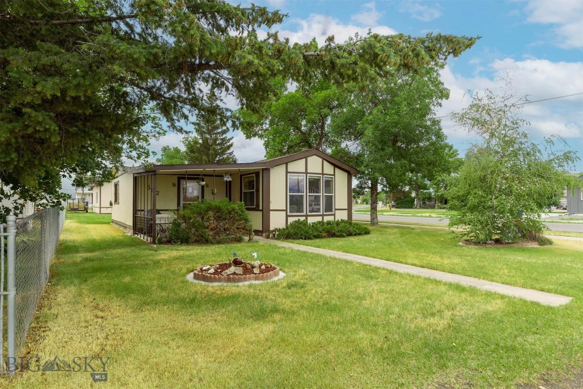 Belgrade, Montana 59714, United States, 3 Bedrooms Bedrooms, ,2 BathroomsBathrooms,Residential,Pending,176394