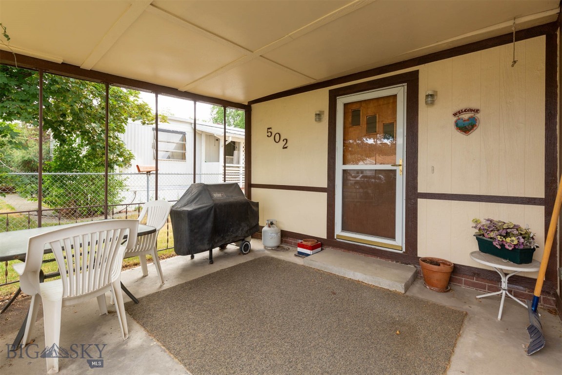 Belgrade, Montana 59714, United States, 3 Bedrooms Bedrooms, ,2 BathroomsBathrooms,Residential,Pending,176394