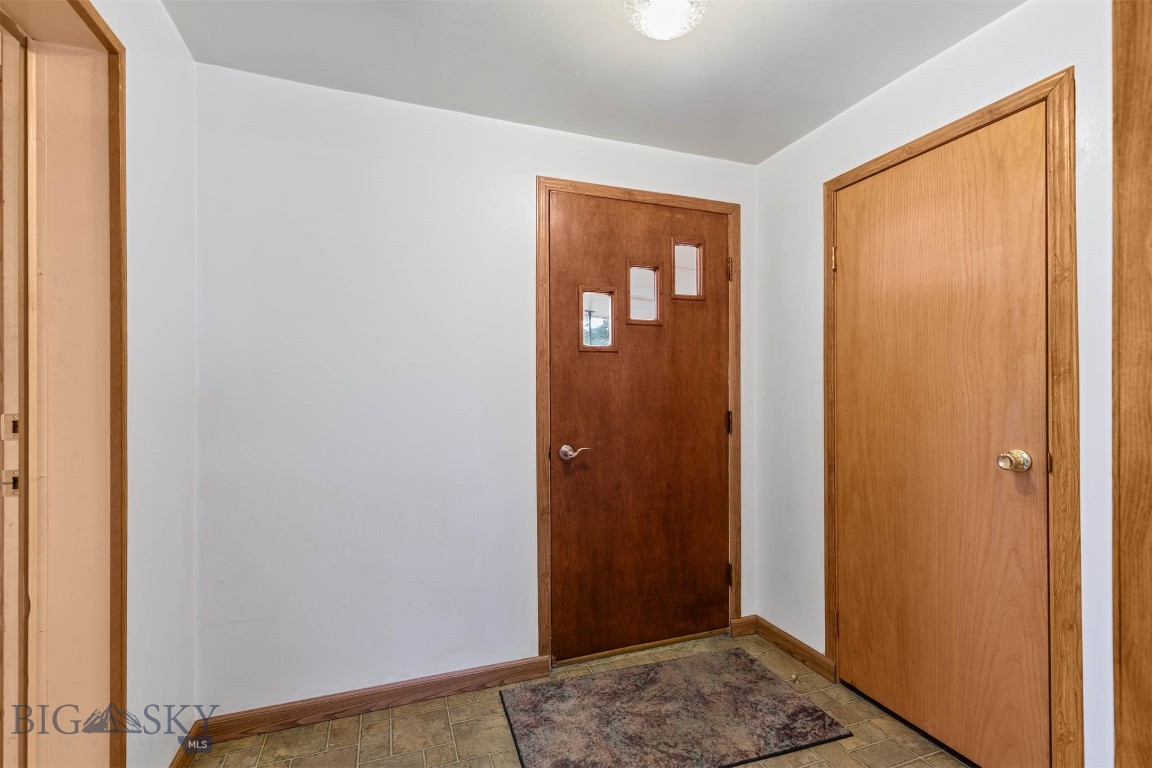 Belgrade, Montana 59714, United States, 3 Bedrooms Bedrooms, ,2 BathroomsBathrooms,Residential,Pending,176394