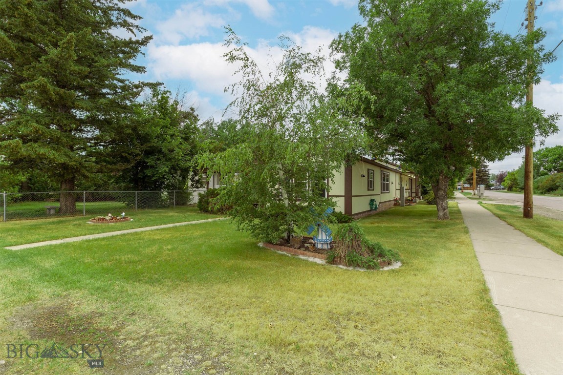 Belgrade, Montana 59714, United States, 3 Bedrooms Bedrooms, ,2 BathroomsBathrooms,Residential,Pending,176394