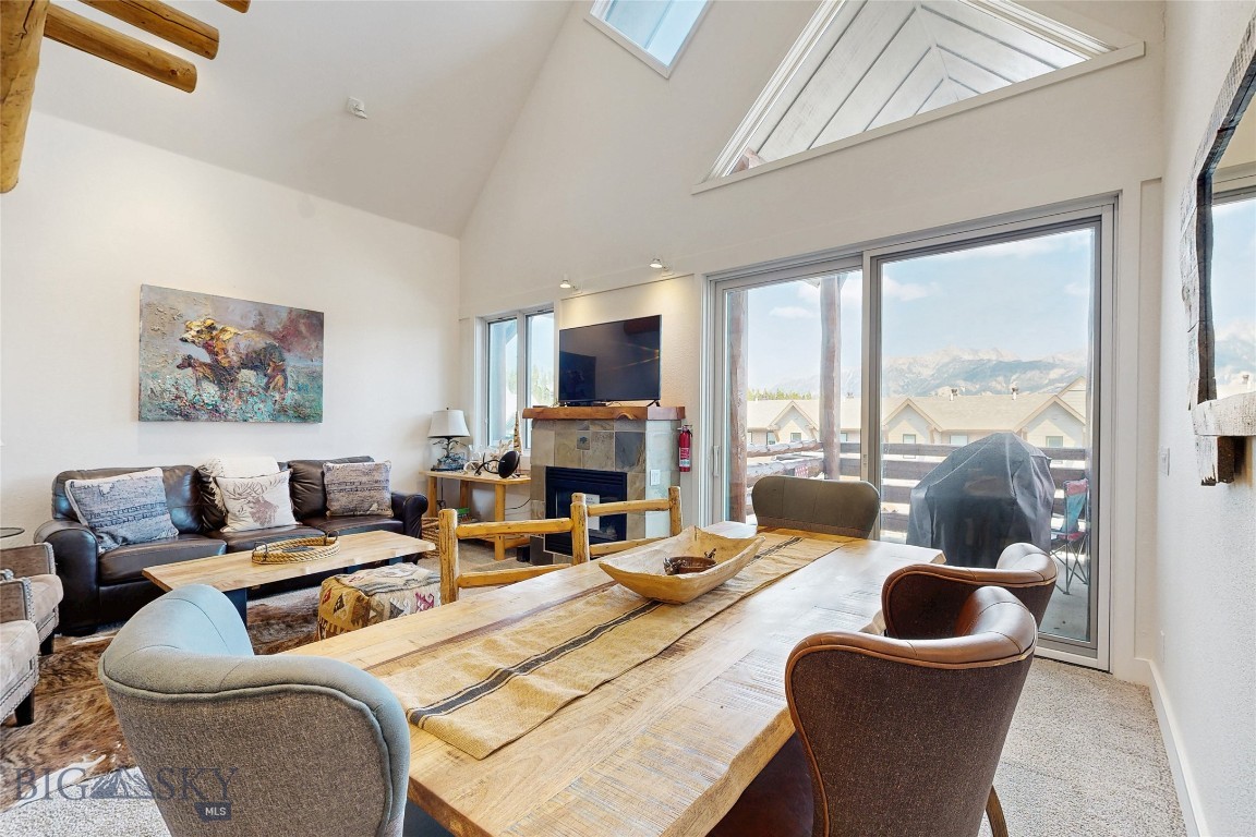 Saddle Ridge Townhomes - Residential