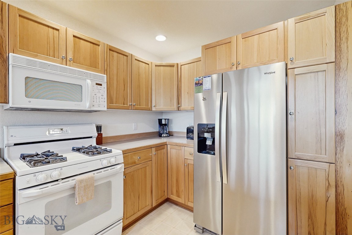 Saddle Ridge Townhomes - Residential