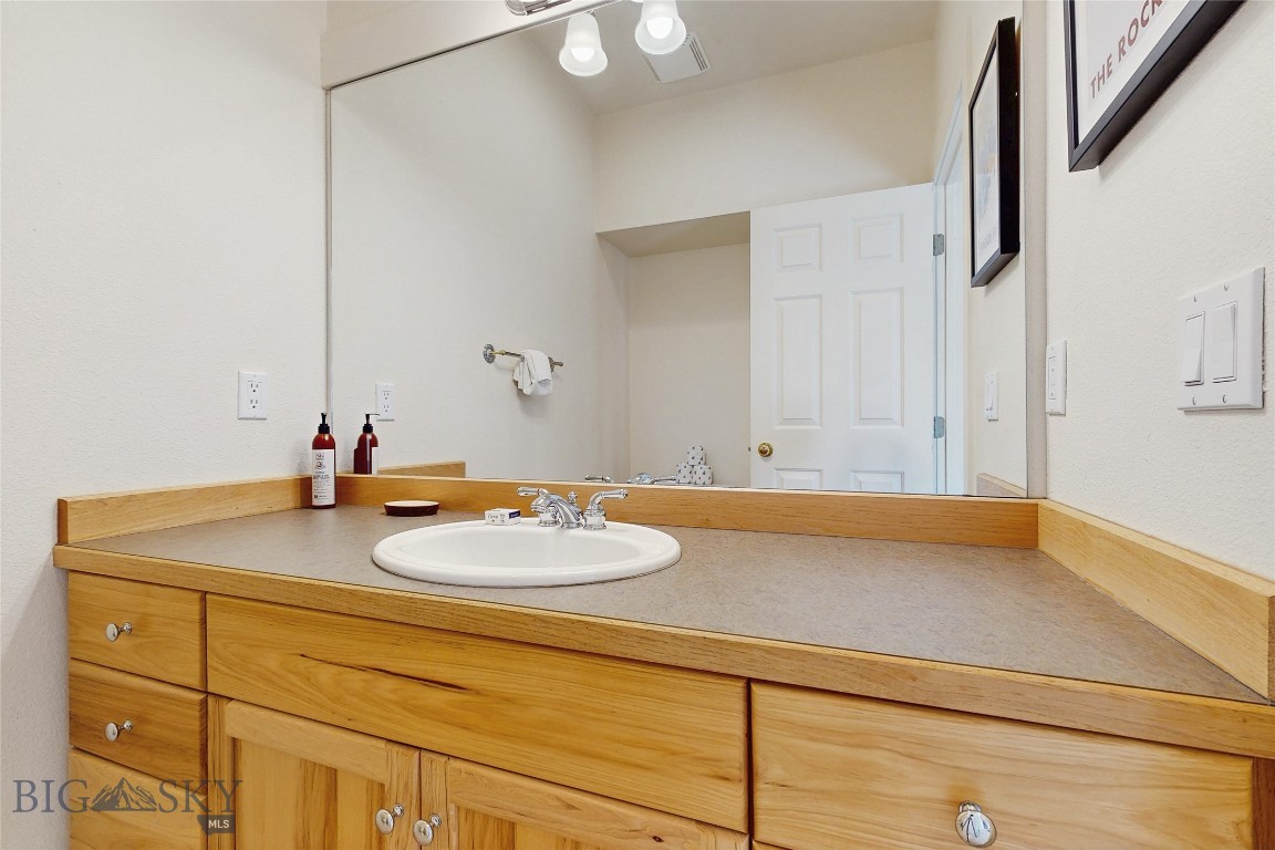 Saddle Ridge Townhomes - Residential