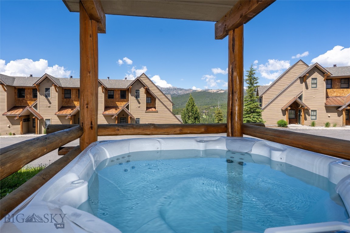 Saddle Ridge Townhomes - Residential