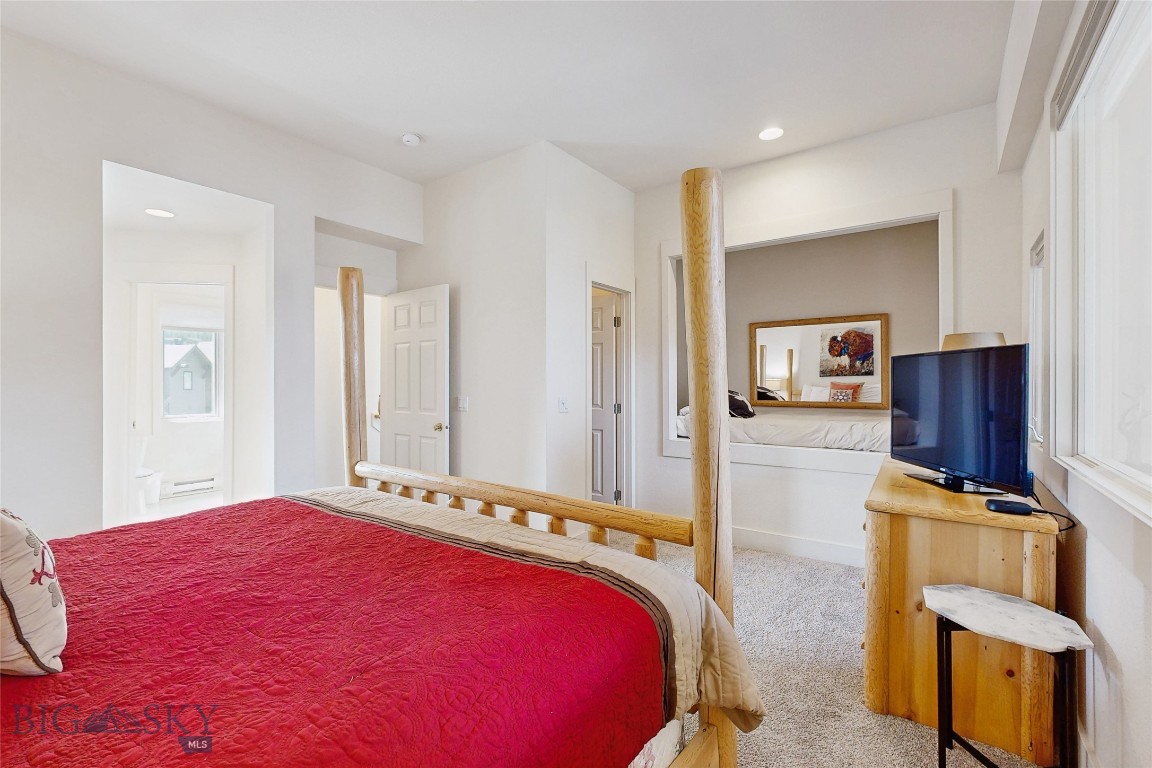 Saddle Ridge Townhomes - Residential