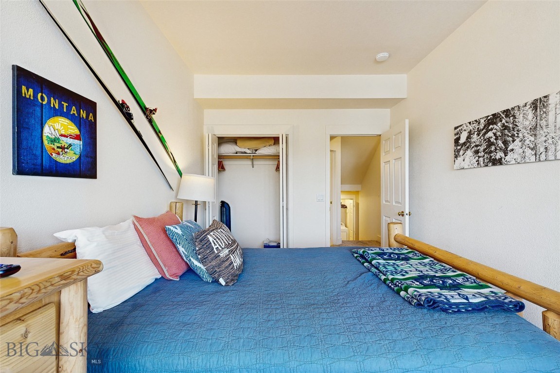 Saddle Ridge Townhomes - Residential