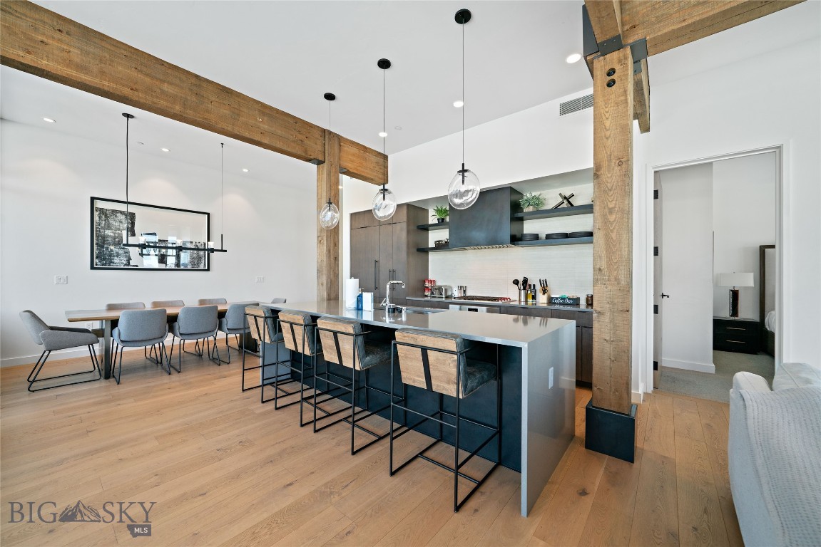 LakeLodge Residences - Residential