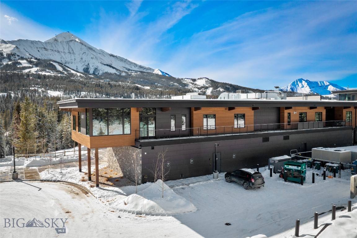 LakeLodge Residences - Residential