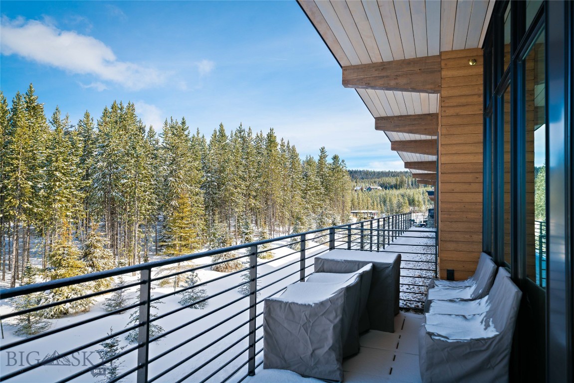 LakeLodge Residences - Residential