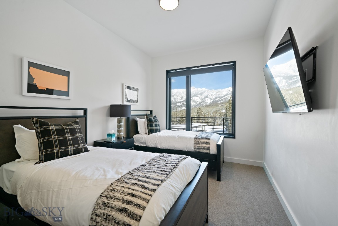 LakeLodge Residences - Residential