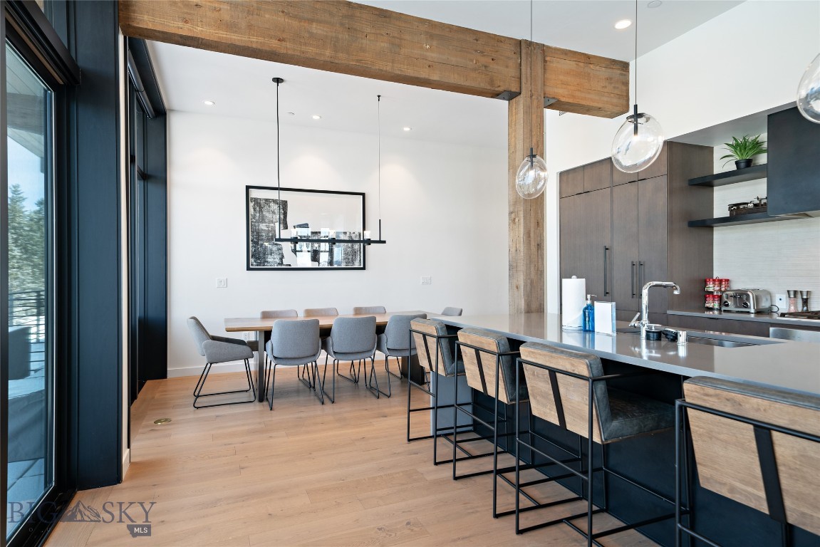 LakeLodge Residences - Residential