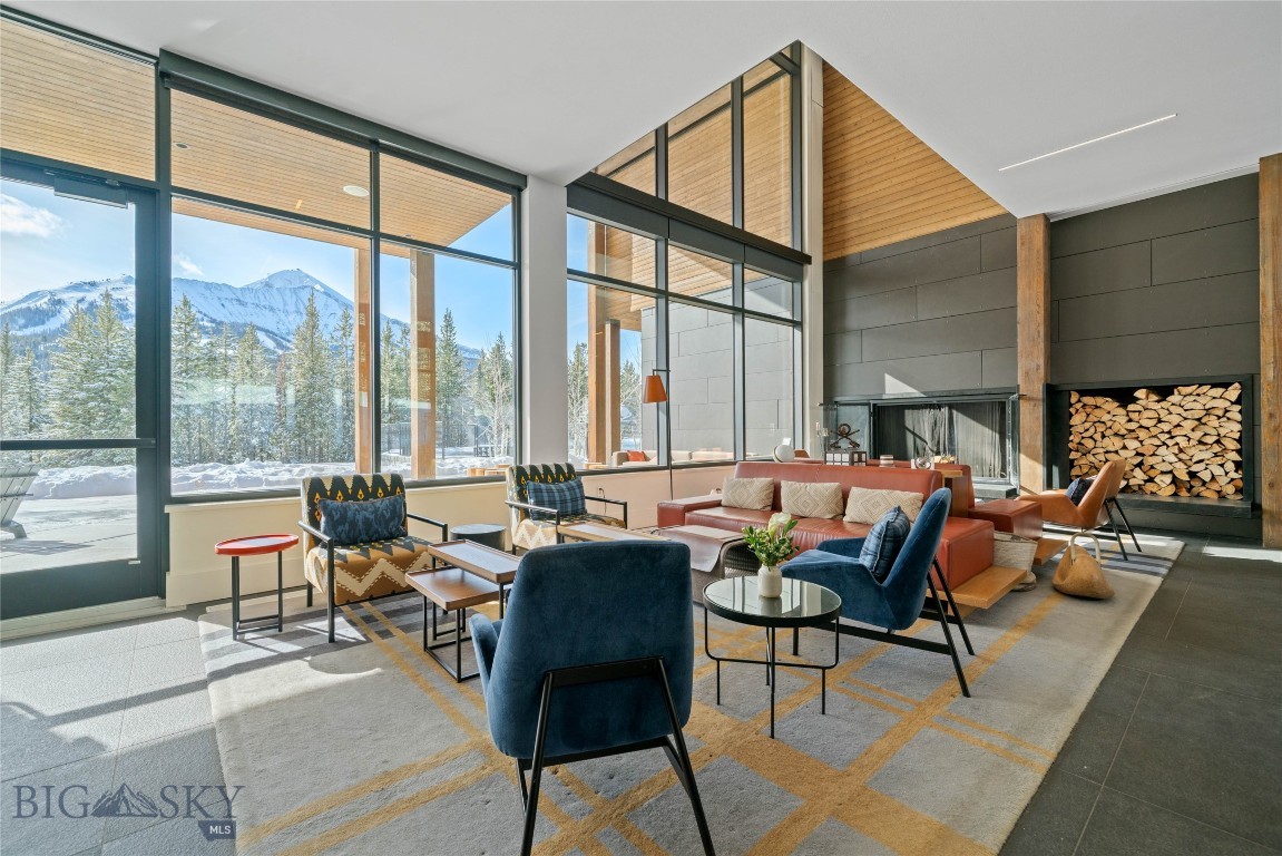 LakeLodge Residences - Residential