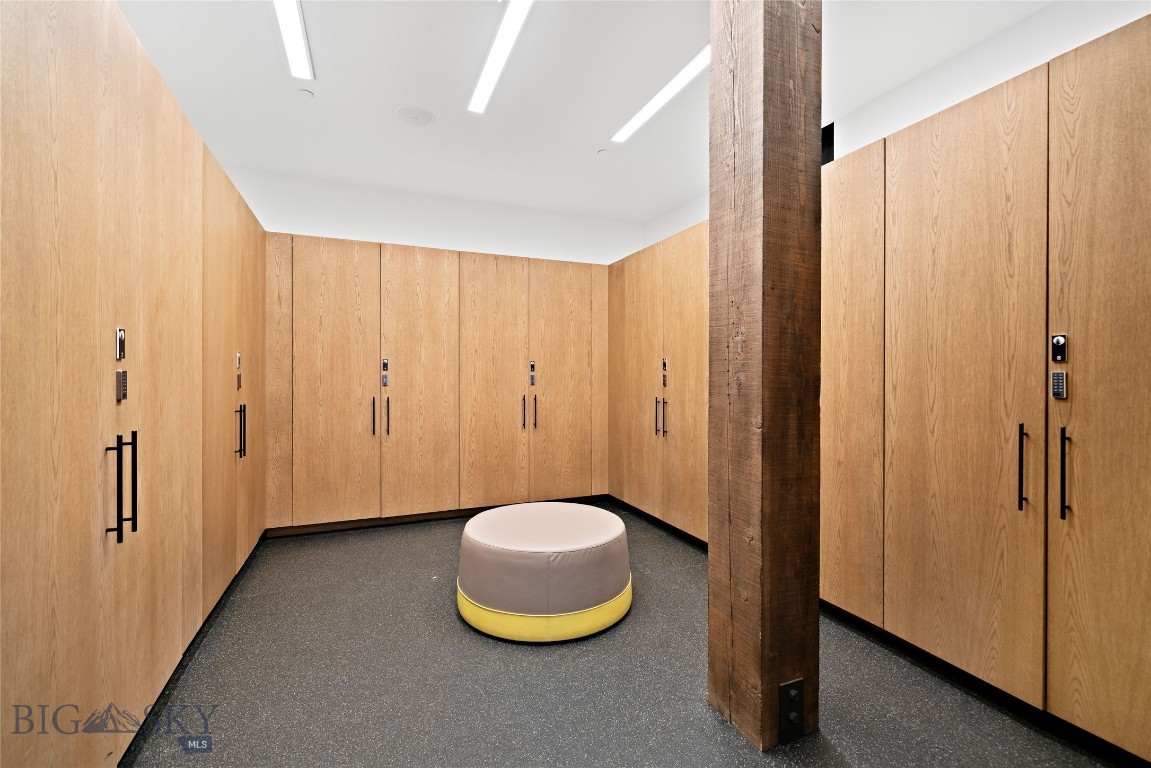 LakeLodge Residences - Residential