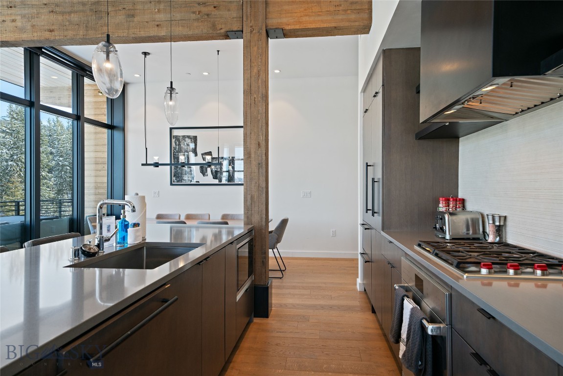 LakeLodge Residences - Residential