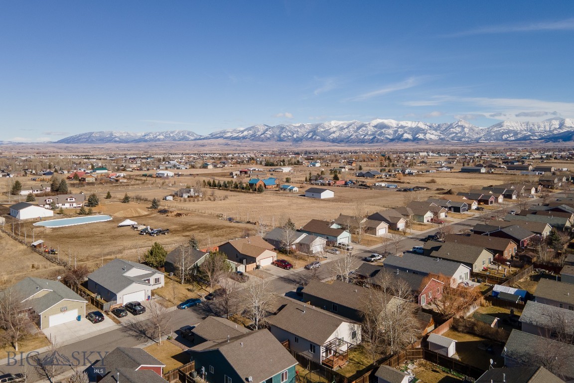 River Rock and Royal Village - Residential