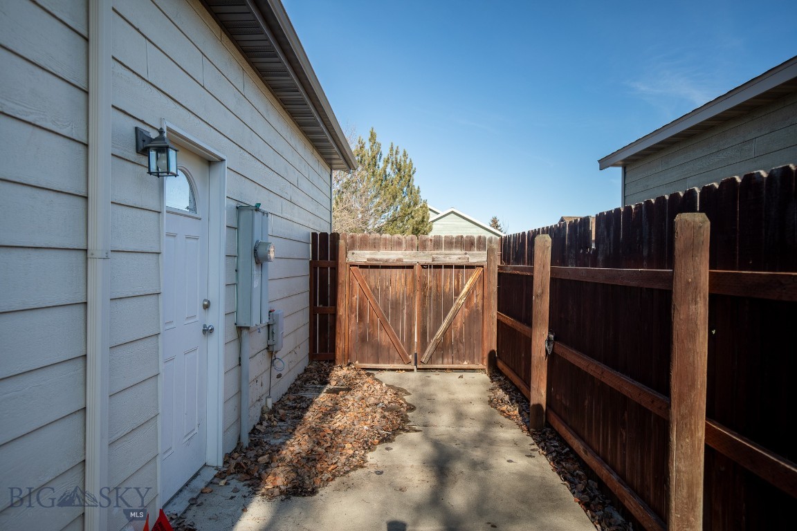 River Rock and Royal Village - Residential