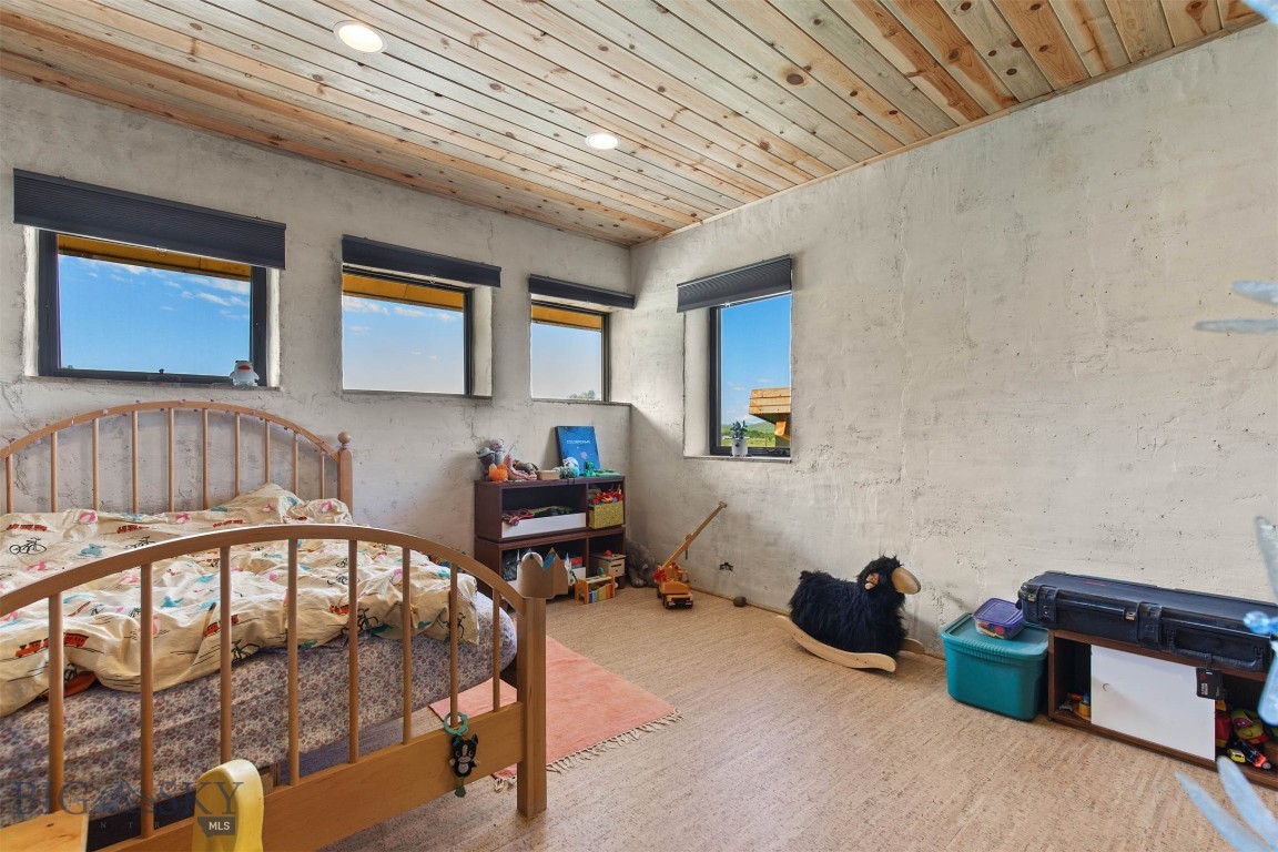 Ponderosa Pines - Residential