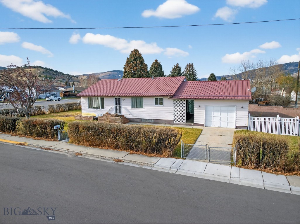 Western - Residential