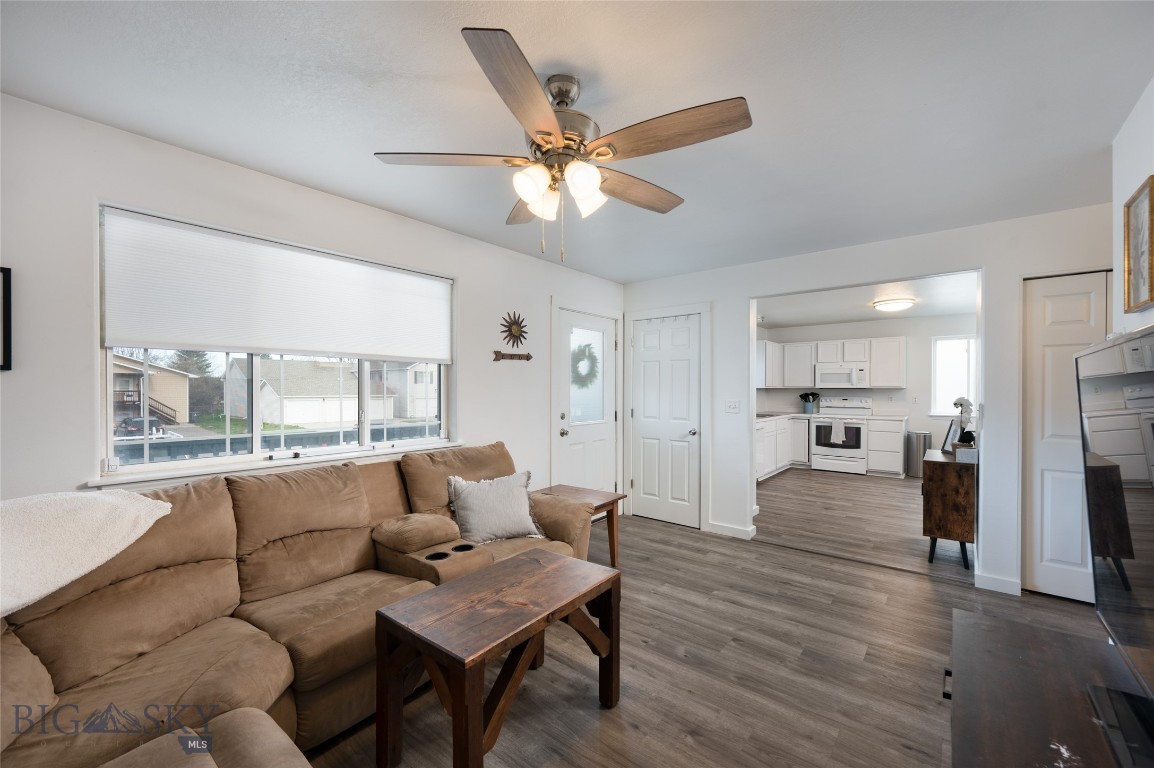 Belgrade, Montana 59714, United States, 2 Bedrooms Bedrooms, ,2 BathroomsBathrooms,Residential,Active,158536