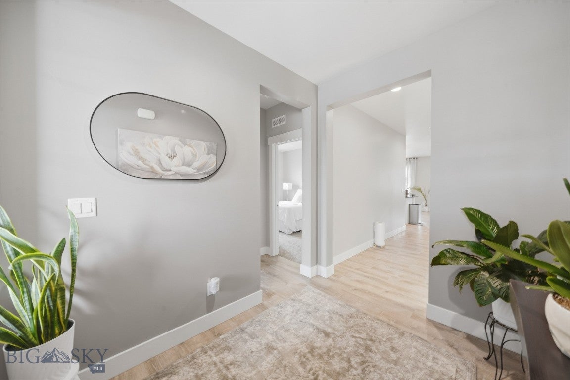 1502 Wyatt Earp Court