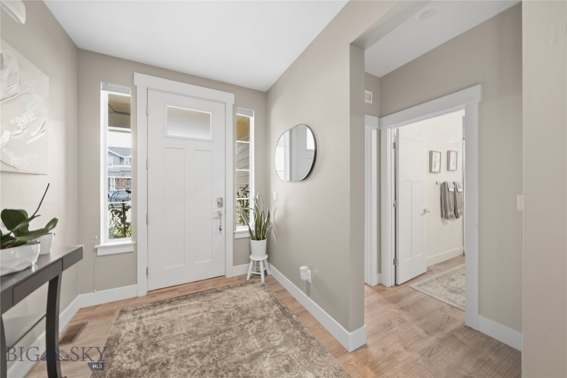 1502 Wyatt Earp Court