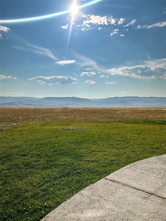 Sphinx Mountain - Residential