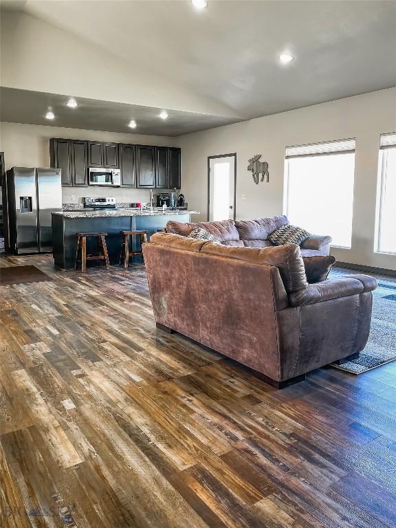 Sphinx Mountain - Residential
