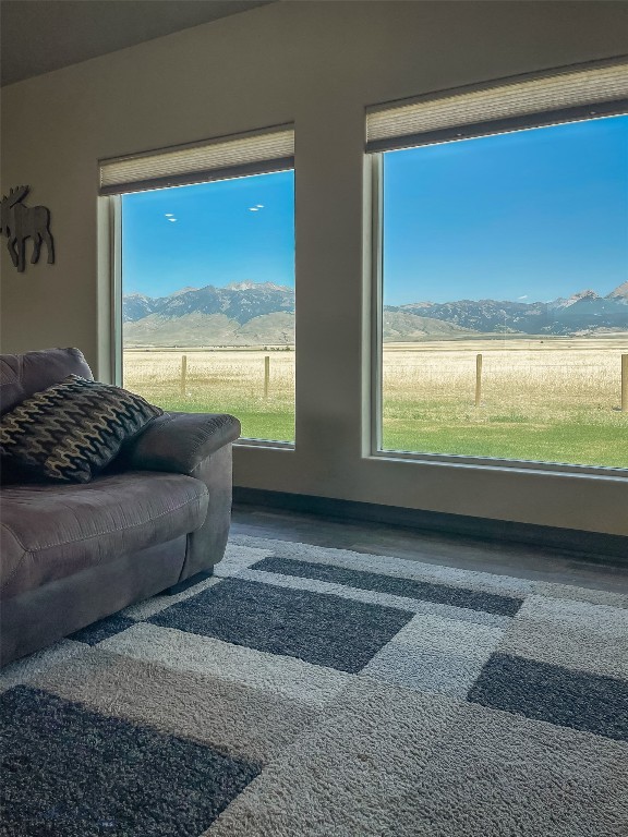 Sphinx Mountain - Residential