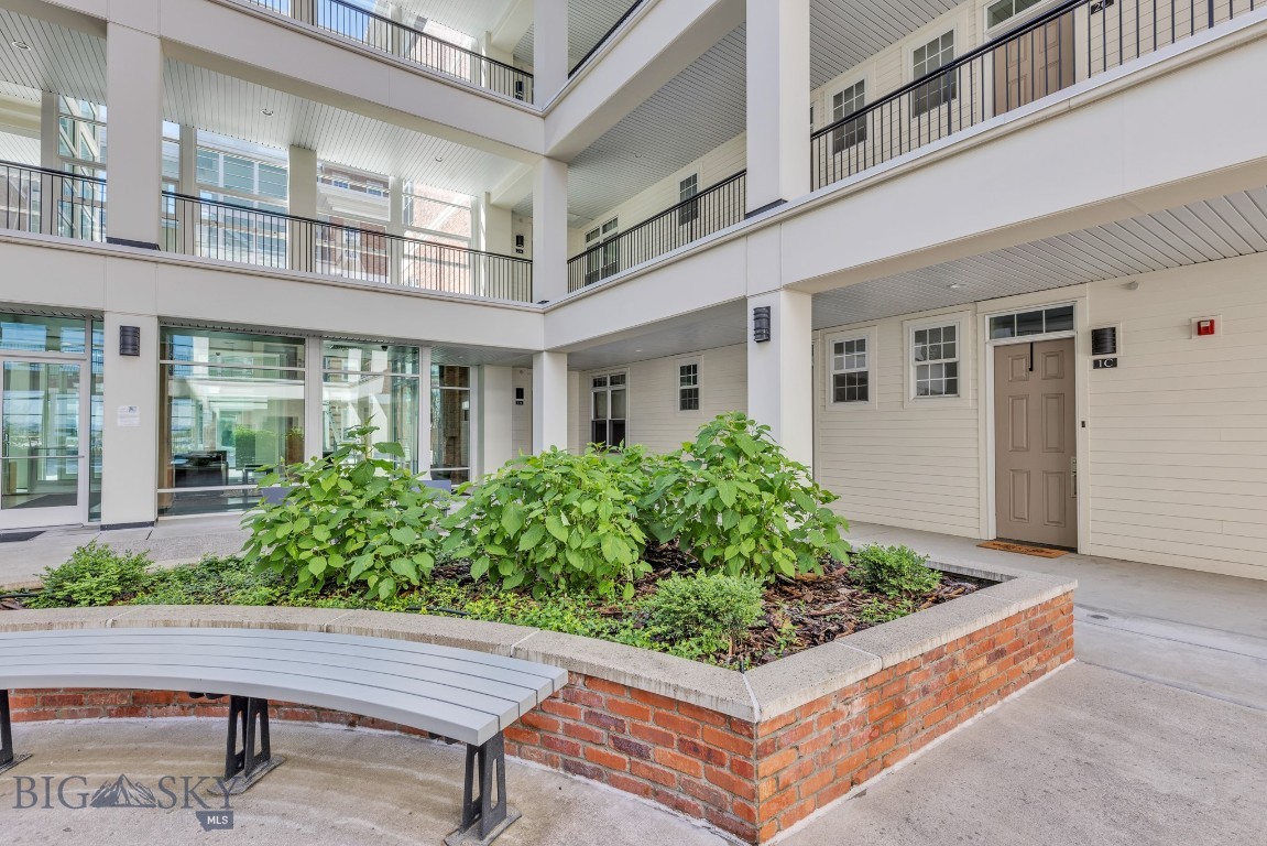 Village Downtown - Residential