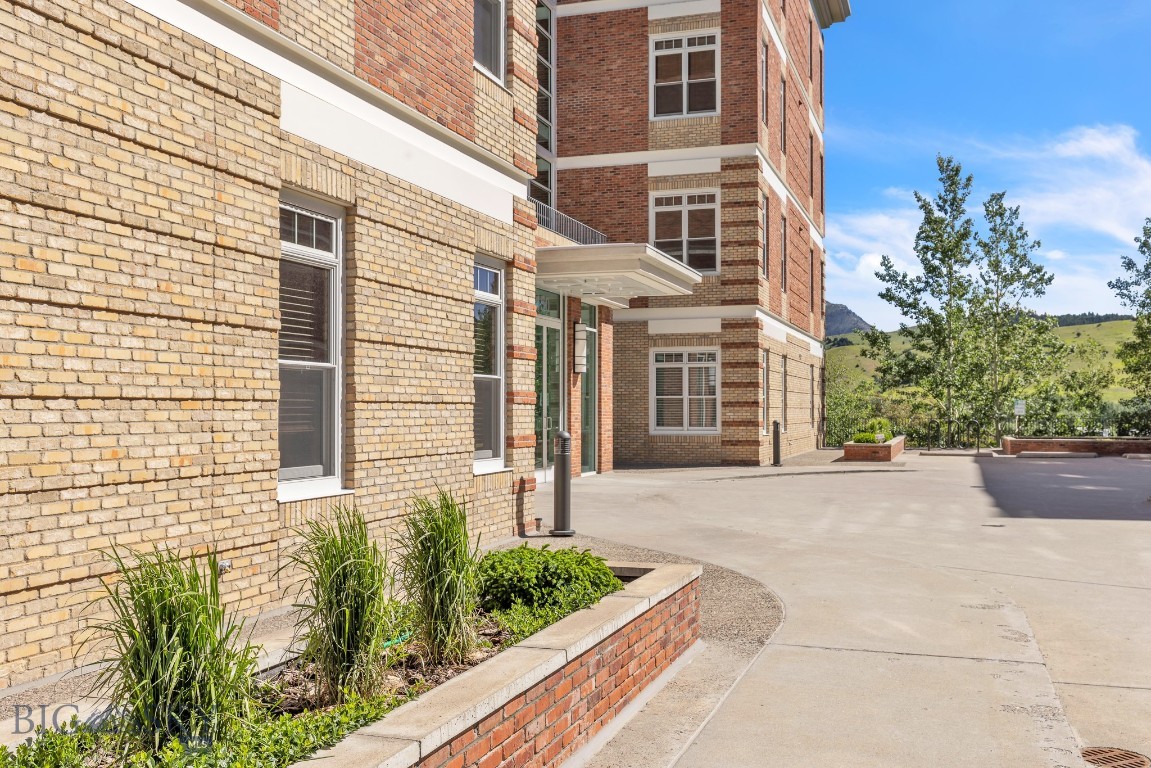 Village Downtown - Residential