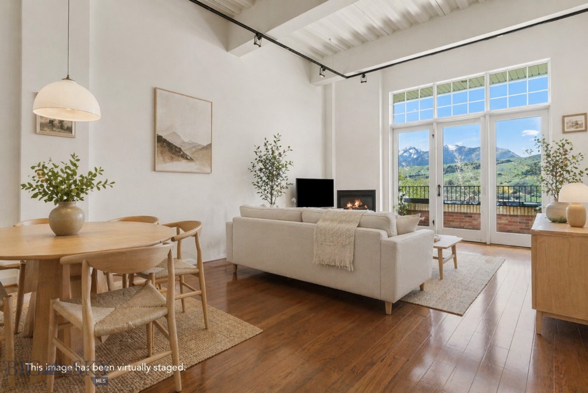 Village Downtown - Residential