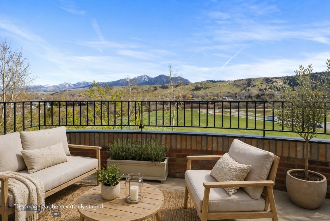 Village Downtown - Residential