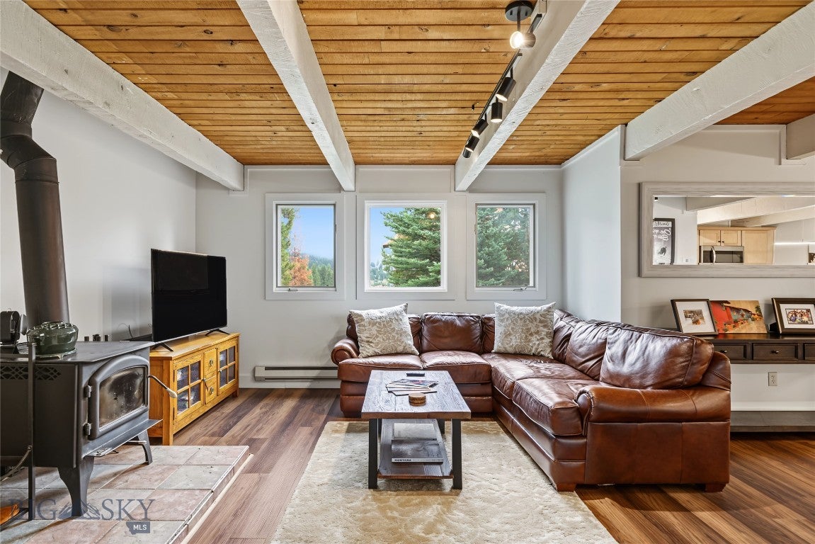 2575 Curley Bear Road 174