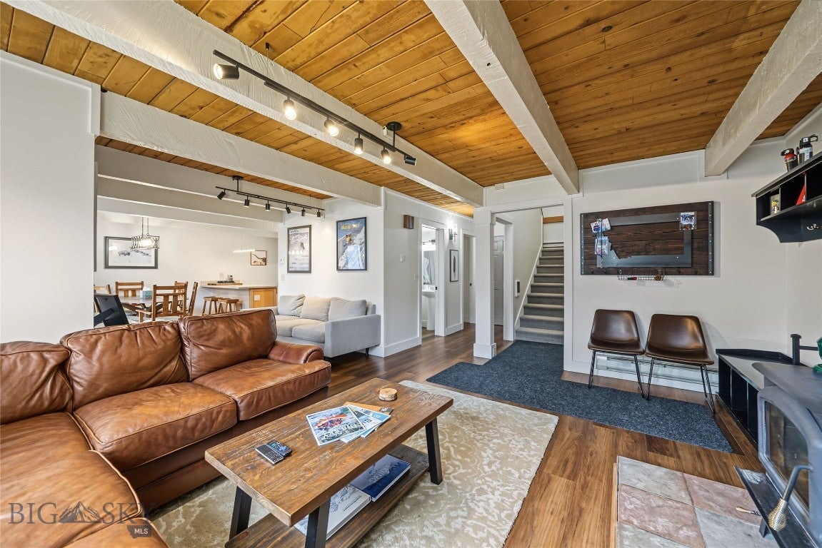 2575 Curley Bear Road 174
