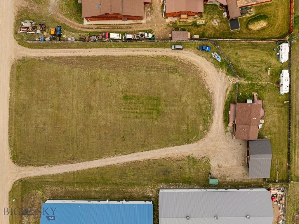 Peak View - Commercial Sale