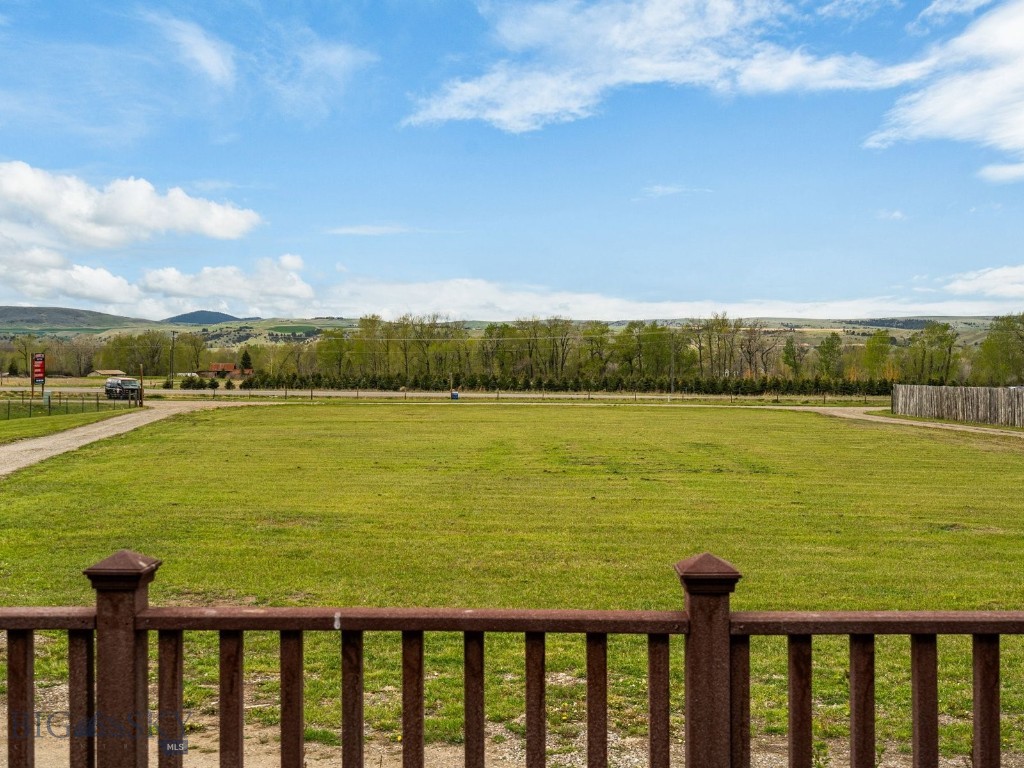 Peak View - Commercial Sale